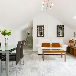 https://real-del-tivoli-two-rooms.hotelsinnerja.org